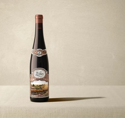 Zeitlos Pinot Noir bottle